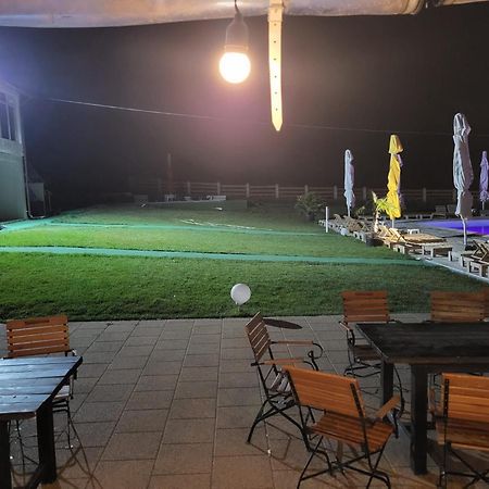 Hotel Relax Greci Zewnętrze zdjęcie